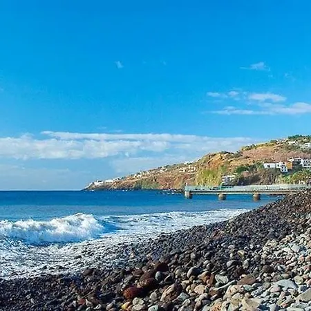 Charming House In With Sea View *