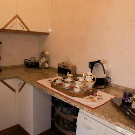 Charming House In With Sea View Сasa de vacaciones
