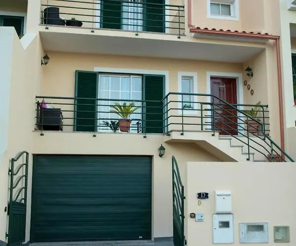 Charming House In With Sea View Hébergement de vacances Santa Cruz (Madeira)