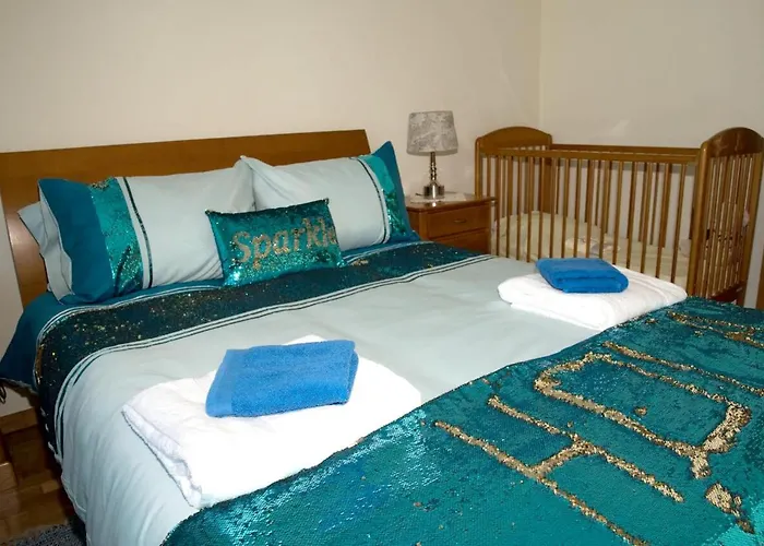 Charming House In With Sea View בית נופש